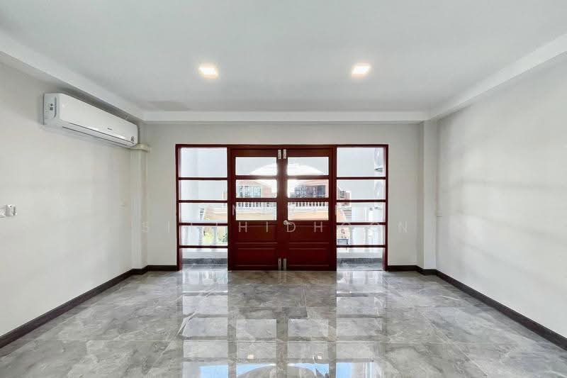 Modern Classic House Thonglor Soi 25, กรุงเทพ, คลองตันเหนือ, วัฒนา, กรุงเทพ, 600 ตร.ม., บ้านเดี่ยว ให้เช่า, โดย Amarin Sitthidhoon, 500551637 - DDproperty.com