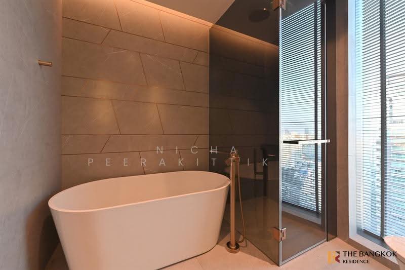 The Estelle Phrom Phong, Bangkok, 131 Soi Sukhumvit 26, Khong Tan, Khlong Toei, Bangkok, 2 Bedrooms, 102 sqm, Condo For Rent, by Nicha Peerakittikul, 500551655 - DDproperty.com