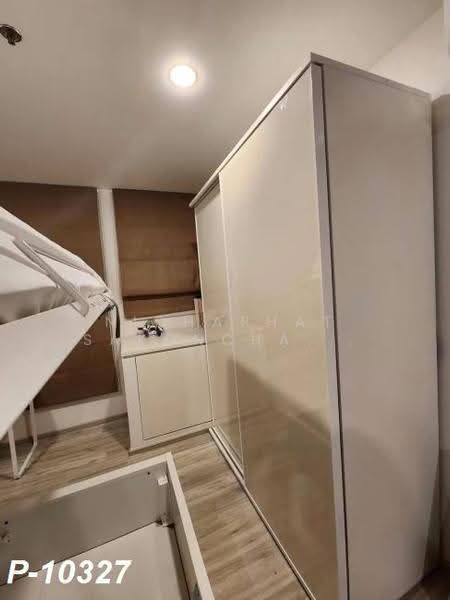 XT Huaikhwang, Bangkok, 244 Ratchadaphisek Road, Huai Khwang, Bangkok, 1 Bedroom, 30 sqm, Condo For Rent, by Nichaphat Sakunchayapha, 500551668 - DDproperty.com