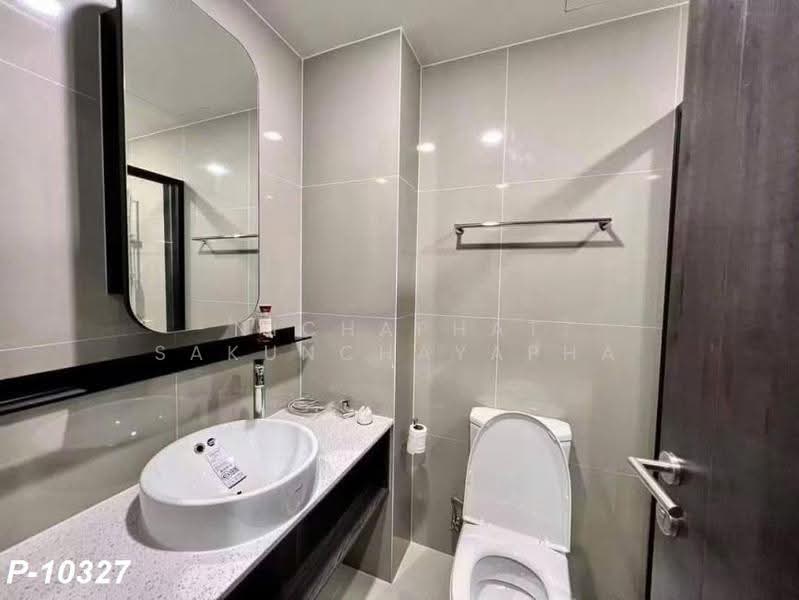 XT Huaikhwang, Bangkok, 244 Ratchadaphisek Road, Huai Khwang, Bangkok, 1 Bedroom, 30 sqm, Condo For Rent, by Nichaphat Sakunchayapha, 500551668 - DDproperty.com