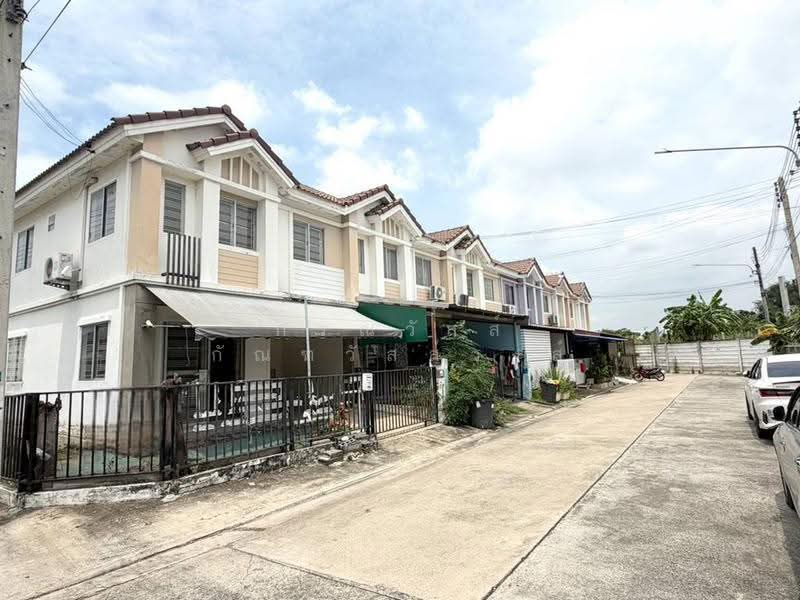 ขาย ทาวน์เฮ้าส์ หลังมุม หมู่บ้าน พฤกษา 71 ปทุมธานี, Pathum Thani, Bang Dua, Muang Pathum Thani, Pathum Thani, 3 Bedrooms, 90 sqm, Townhouse For Sale, by กรณวัสส์ กัณฑวัสส์วงส์, 500551689 - DDproperty.com