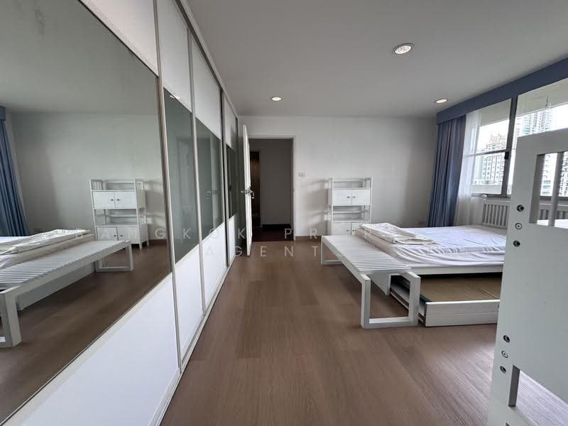 D.S. Tower 1 Sukhumvit 33, Bangkok, Soi Phrom Chit, Khlong Tan Nua, Watthana, Bangkok, 3 Bedrooms, 200 sqm, Condo For Rent, by BANGKOK PROPERTY AGENTS, 500551697 - DDproperty.com