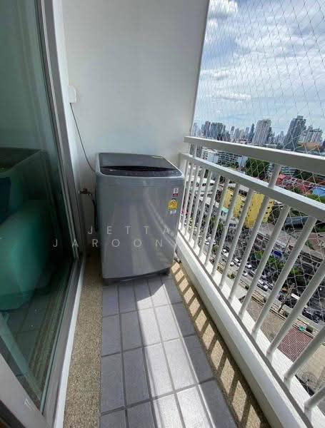 Sukhumvit Plus, Bangkok, 1414 Sukhumvit Plus 2 Alley, Phra Kanong, Khlong Toei, Bangkok, 1 Bedroom, 42 sqm, Condo For Rent, by Jettapat Jaroonpipatkun, 500551700 - DDproperty.com