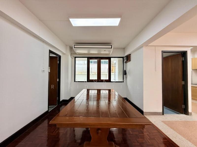 G.S.Mansion, Bangkok, 1 Sukhumvit 35 Alley, Khlong Tan Nua, Watthana, Bangkok, 2 Bedrooms, 180 sqm, Apartment For Rent, by Bangkok Residential, 500551713 - DDproperty.com