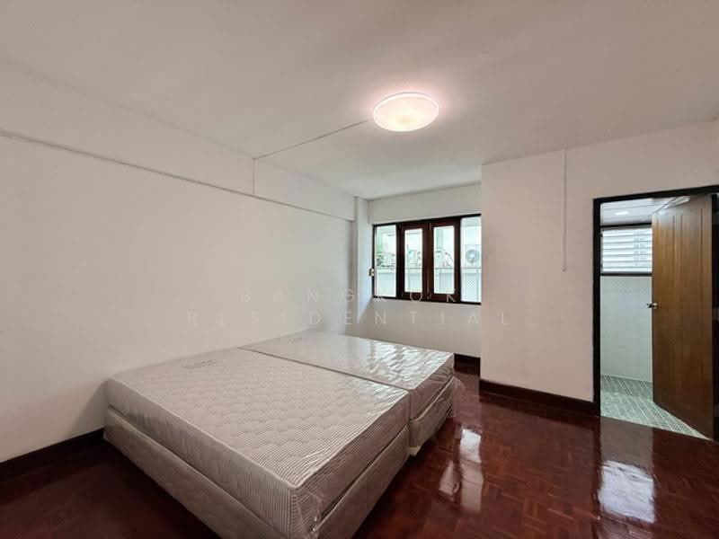 G.S.Mansion, Bangkok, 1 Sukhumvit 35 Alley, Khlong Tan Nua, Watthana, Bangkok, 2 Bedrooms, 180 sqm, Apartment For Rent, by Bangkok Residential, 500551713 - DDproperty.com