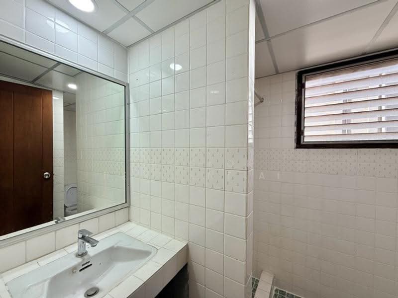 G.S.Mansion, Bangkok, 1 Sukhumvit 35 Alley, Khlong Tan Nua, Watthana, Bangkok, 2 Bedrooms, 180 sqm, Apartment For Rent, by Bangkok Residential, 500551713 - DDproperty.com