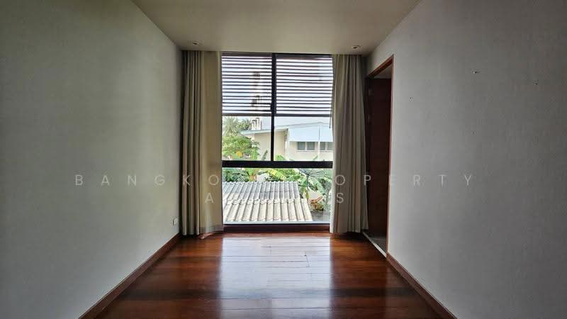 House between Thonglor and Phromphong, กรุงเทพ, คลองตัน, คลองเตย, กรุงเทพ, 300 ตร.ม., บ้านเดี่ยว ให้เช่า, โดย BANGKOK PROPERTY AGENTS, 500551762 - DDproperty.com