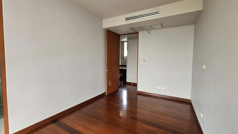 House between Thonglor and Phromphong, กรุงเทพ, คลองตัน, คลองเตย, กรุงเทพ, 300 ตร.ม., บ้านเดี่ยว ให้เช่า, โดย BANGKOK PROPERTY AGENTS, 500551762 - DDproperty.com