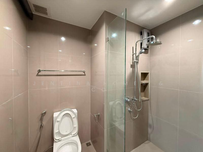 Rhythm Sukhumvit 42, Bangkok, Soi Sukhumvit 42, Sukhumvit Road, Phra Kanong, Khlong Toei, Bangkok, 2 Bedrooms, 56 sqm, Condo For Rent, by Jentina Homes & Co, 500551770 - DDproperty.com