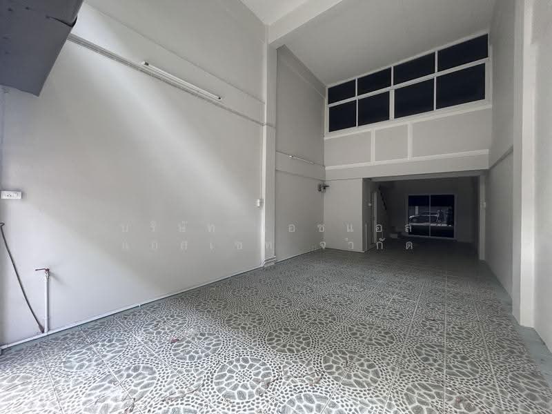 ตึกแถว 3.5 ชั้น ซอยหมู่บ้าน ทวีโชติ 4 วัดพระเงิน บางใหญ่, Nonthaburi, Bang Muang, Bang Yai, Nonthaburi, , 200 sqm, Shophouse For Sale, by บริษัท เอชแอล แอสเซท จำกัด, 500551791 - DDproperty.com