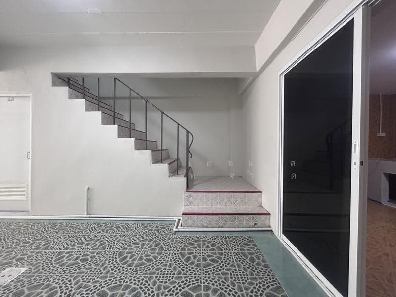 ตึกแถว 3.5 ชั้น ซอยหมู่บ้าน ทวีโชติ 4 วัดพระเงิน บางใหญ่, Nonthaburi, Bang Muang, Bang Yai, Nonthaburi, , 200 sqm, Shophouse For Sale, by บริษัท เอชแอล แอสเซท จำกัด, 500551791 - DDproperty.com