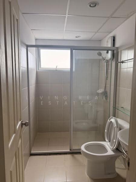 Supalai Park Khaerai-Ngamwongwan, Nonthaburi, Rattanathibet Road, Bang Kra So, Muang Nonthaburi, Nonthaburi, 1 Bedroom, 52 sqm, Condo For Rent, by Living Real Estates, 500551825 - DDproperty.com