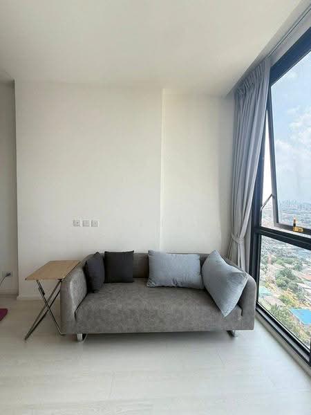 Mazarine Ratchayothin, Bangkok, Soi Phahonyothin 30, Phahonyothin Road, Chan Kasem, Chatuchak, Bangkok, 1 Bedroom, 42 sqm, Condo For Rent, by Natthaya Ninkhwan, 500551843 - DDproperty.com