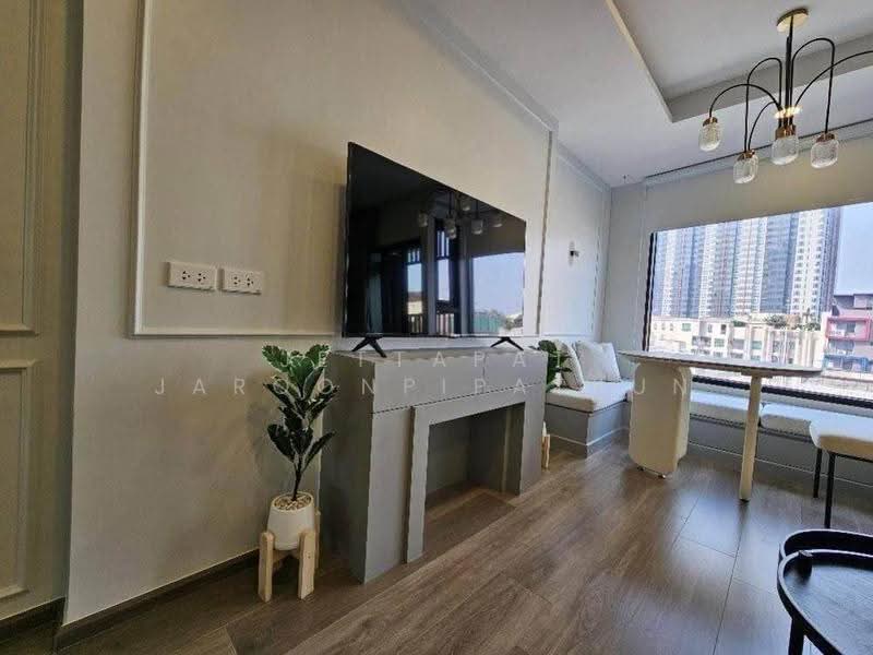 SOHO Bangkok Ratchada, Bangkok, 74 Pracha Rat Bamphen Rd, Huai Khwang, Bangkok, 1 Bedroom, 52 sqm, Condo For Rent, by Jettapat Jaroonpipatkun, 500551846 - DDproperty.com