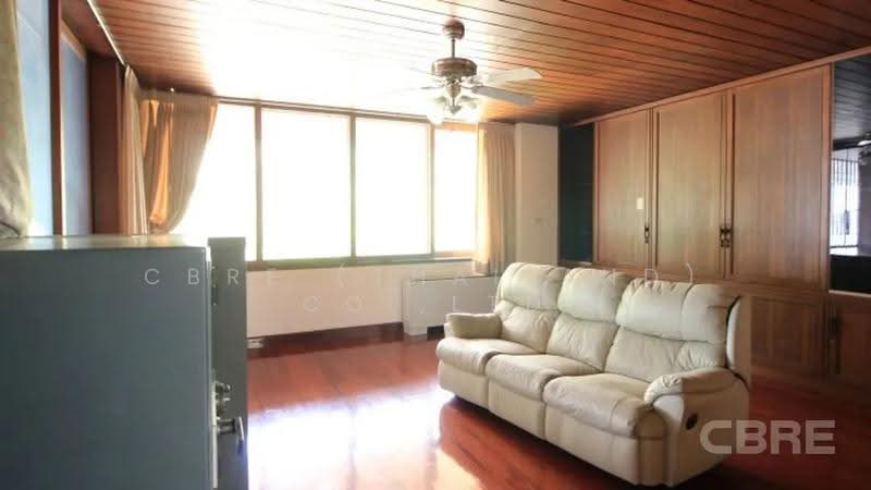 Single House on Sukhumvit 71, Bangkok, Khlong Tan Nua, Watthana, Bangkok, 4 Bedrooms, 426 sqm, Single Detached House For Sale, by CBRE (Thailand) Co.,Ltd, 500551849 - DDproperty.com