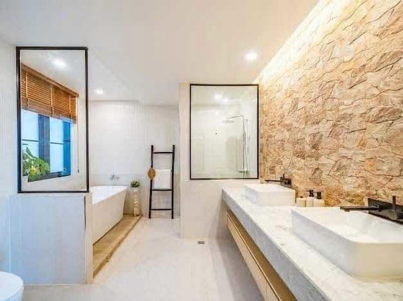 7S0202 Pool villa for sale 24,900,000 baht 4 bedroom 6 bathroom at rawai have fully furnished, Phuket, Rawai, Muang Phuket, Phuket, 4 Bedrooms, 429 sqm, Villa For Sale, by PK LIFE Property, 500551857 - DDproperty.com