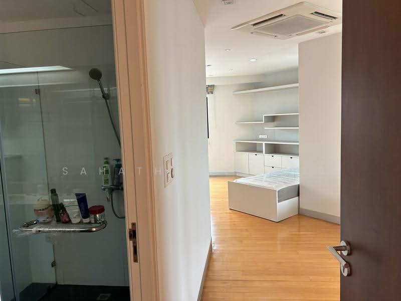 Sathorn Gardens, Bangkok, 39 South Sathorn Road, Thung Maha Mek, Sathon, Bangkok, 3 Bedrooms, 240 sqm, Condo For Sale, by Sahathat Polrob, 500551864 - DDproperty.com