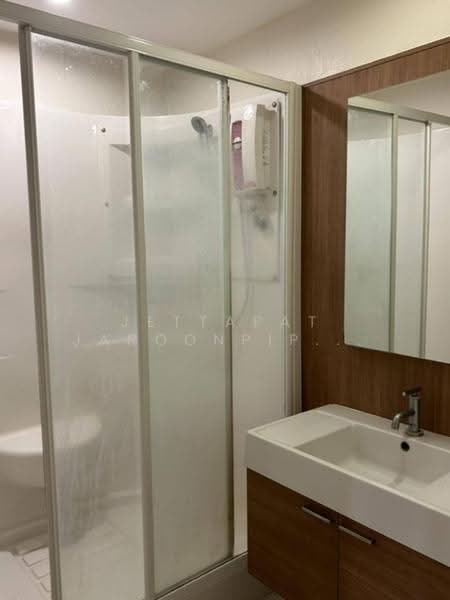 Q House Condo Sathorn, Bangkok, Thonburi Road, Khlong Ton Sai, Khlong San, Bangkok, 2 Bedrooms, 71 sqm, Condo For Rent, by Jettapat Jaroonpipatkun, 500551908 - DDproperty.com