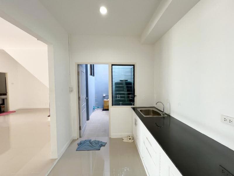 High Living 7, Chon Buri (Pattaya), 199 Thesaban Road 1, Nong Tamlung, Phan Thong, Chon Buri (Pattaya), 3 Bedrooms, 135 sqm, Townhouse For Sale, by The Best Property เจต, 500551920 - DDproperty.com