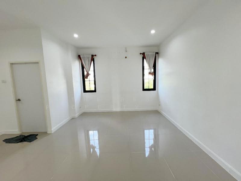 High Living 7, Chon Buri (Pattaya), 199 Thesaban Road 1, Nong Tamlung, Phan Thong, Chon Buri (Pattaya), 3 Bedrooms, 135 sqm, Townhouse For Sale, by The Best Property เจต, 500551920 - DDproperty.com
