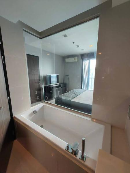 Rhythm Sukhumvit 44/1, Bangkok, Sukhumvit Road, Phra Kanong, Khlong Toei, Bangkok, 1 Bedroom, 45 sqm, Condo For Rent, by Jettapat Jaroonpipatkun, 500551946 - DDproperty.com