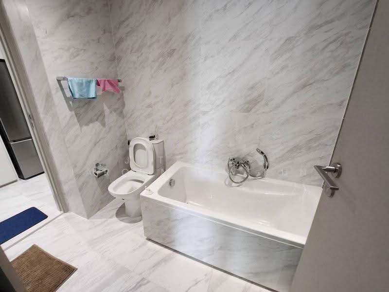 Fynn Asoke, Bangkok, 28 Sukhumvit 10 Alley, Khlong Toei, Bangkok, 1 Bedroom, 41 sqm, Condo For Rent, by Jettapat Jaroonpipatkun, 500551951 - DDproperty.com