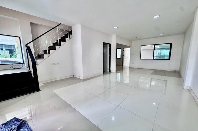 The Symphony Townhome, Bangkok, 189 Soi Nawamin 163, Nuan Chan, Bueng Kum, Bangkok, 3 Bedrooms, 164 sqm, Townhouse For Sale, by คุณปิ่น, 500551982 - DDproperty.com