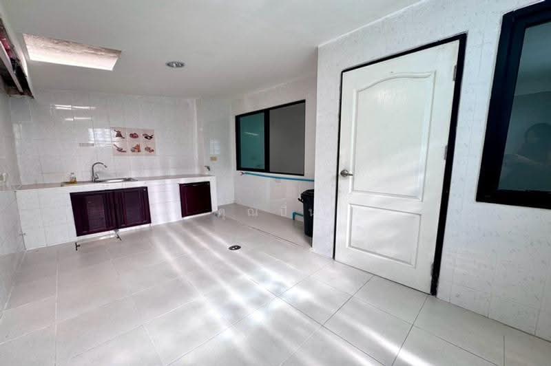 The Symphony Townhome, Bangkok, 189 Soi Nawamin 163, Nuan Chan, Bueng Kum, Bangkok, 3 Bedrooms, 164 sqm, Townhouse For Sale, by คุณปิ่น, 500551982 - DDproperty.com