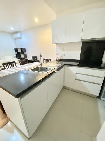 Wind Sukhumvit 23, Bangkok, 136 Soi Sukhumvit 23, Sukhumvit Road, Khlongtoei Nua, Watthana, Bangkok, 2 Bedrooms, 76 sqm, Condo For Rent, by Forbest Properties Co., Ltd., 500552002 - DDproperty.com