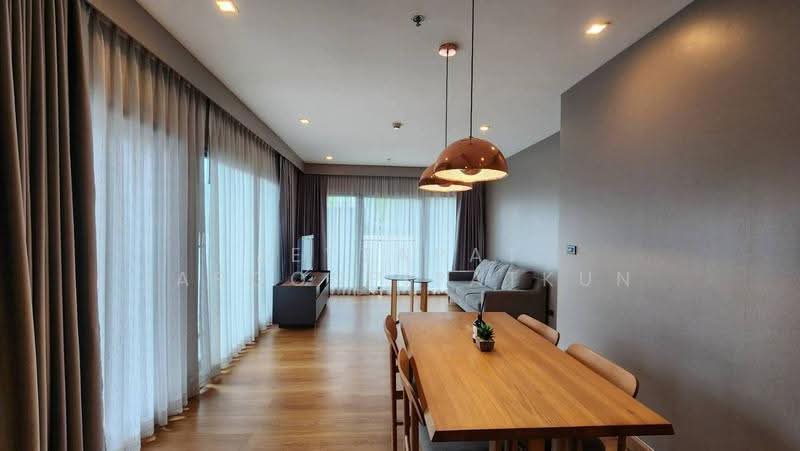 Noble Remix, Bangkok, 772 Soi Sukhumvit 36, Sukhumvit Road, Khong Tan, Khlong Toei, Bangkok, 2 Bedrooms, 106 sqm, Condo For Rent, by Jettapat Jaroonpipatkun, 500552017 - DDproperty.com