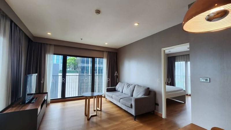 Noble Remix, Bangkok, 772 Soi Sukhumvit 36, Sukhumvit Road, Khong Tan, Khlong Toei, Bangkok, 2 Bedrooms, 106 sqm, Condo For Rent, by Jettapat Jaroonpipatkun, 500552017 - DDproperty.com