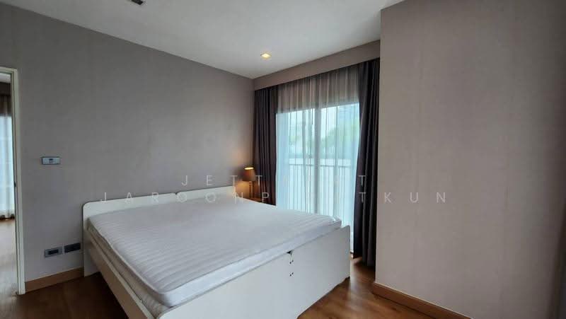 Noble Remix, Bangkok, 772 Soi Sukhumvit 36, Sukhumvit Road, Khong Tan, Khlong Toei, Bangkok, 2 Bedrooms, 106 sqm, Condo For Rent, by Jettapat Jaroonpipatkun, 500552017 - DDproperty.com