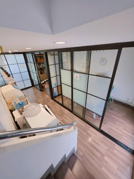 Commercial building for sale with tenant, Sathorn Business Park, 30.2 sq. wah, next to BTS Wongwian, Bangkok, กรุงธนบุรี, Khlong Ton Sai, Khlong San, Bangkok, , 300 sqm, Shophouse For Sale, by Fareeda Thaipatan, 500552031 - DDproperty.com