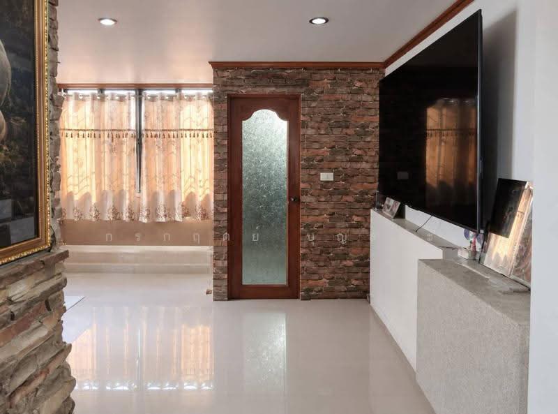 หมู่บ้านพัทธรินทร์ ลำลูกกา คลอง 5, Pathum Thani, ลำลูกกา 99, Lam Luk Ka, Pathum Thani, 4 Bedrooms, 200 sqm, Single Detached House For Sale, by กรกฤตย์ บุญสระ, 500552050 - DDproperty.com