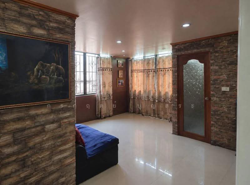 หมู่บ้านพัทธรินทร์ ลำลูกกา คลอง 5, Pathum Thani, ลำลูกกา 99, Lam Luk Ka, Pathum Thani, 4 Bedrooms, 200 sqm, Single Detached House For Sale, by กรกฤตย์ บุญสระ, 500552050 - DDproperty.com