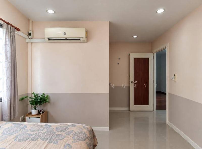 หมู่บ้านพัทธรินทร์ ลำลูกกา คลอง 5, Pathum Thani, ลำลูกกา 99, Lam Luk Ka, Pathum Thani, 4 Bedrooms, 200 sqm, Single Detached House For Sale, by กรกฤตย์ บุญสระ, 500552050 - DDproperty.com