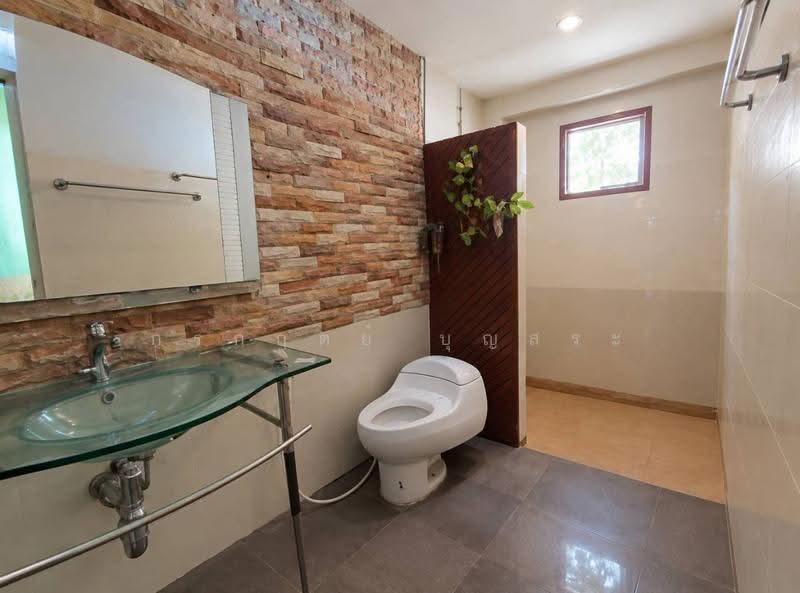 หมู่บ้านพัทธรินทร์ ลำลูกกา คลอง 5, Pathum Thani, ลำลูกกา 99, Lam Luk Ka, Pathum Thani, 4 Bedrooms, 200 sqm, Single Detached House For Sale, by กรกฤตย์ บุญสระ, 500552050 - DDproperty.com