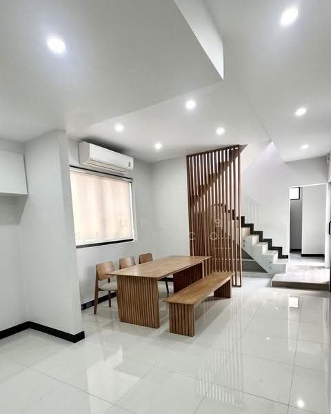 หมู่บ้านบางนาวิลล่า, สมุทรปราการ, บางนา ตราด, บางแก้ว, บางพลี, สมุทรปราการ, 200 ตร.ม., บ้านเดี่ยว ขาย, โดย Super B Estate Co., Ltd, 500552088 - DDproperty.com