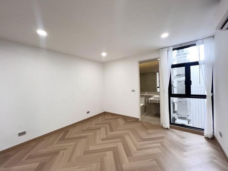 Home for rent Ekkamai, Pridi Phanomyong, Bangkok, Khlong Tan Nua, Watthana, Bangkok, 3 Bedrooms, 192 sqm, Townhouse For Rent, by Sumitara Sampattavanija, 500552103 - DDproperty.com