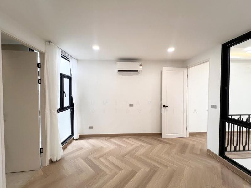 Home for rent Ekkamai, Pridi Phanomyong, Bangkok, Khlong Tan Nua, Watthana, Bangkok, 3 Bedrooms, 192 sqm, Townhouse For Rent, by Sumitara Sampattavanija, 500552103 - DDproperty.com