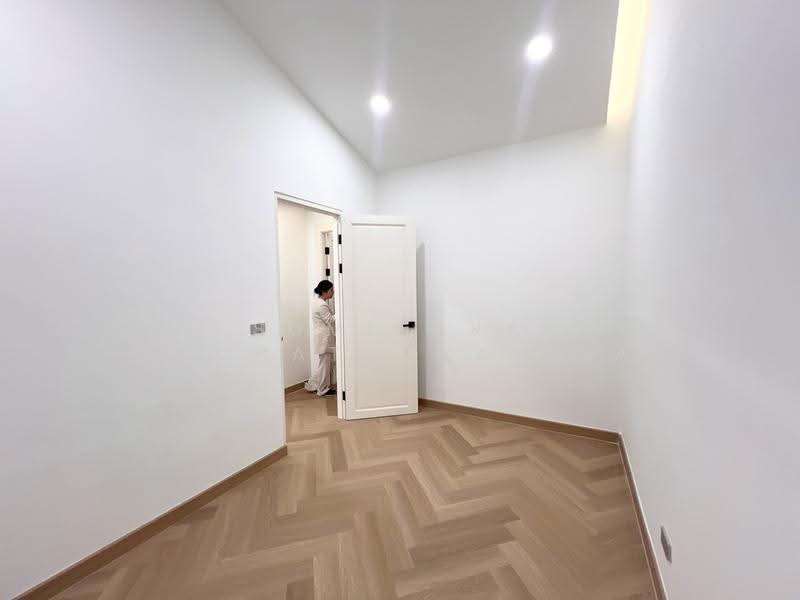 Home for rent Ekkamai, Pridi Phanomyong, Bangkok, Khlong Tan Nua, Watthana, Bangkok, 3 Bedrooms, 192 sqm, Townhouse For Rent, by Sumitara Sampattavanija, 500552103 - DDproperty.com