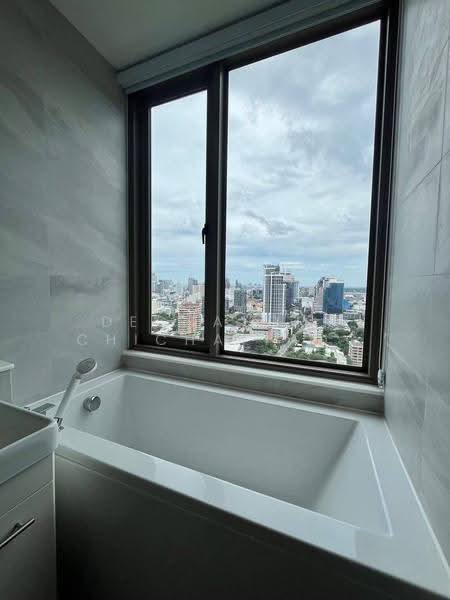 Rhythm Ekkamai Estate, Bangkok, Soi Sukhumvit 63, Khlongtoei Nua, Watthana, Bangkok, 2 Bedrooms, 80 sqm, Condo For Rent, by Dechatorn Chichaiyang, 500552139 - DDproperty.com