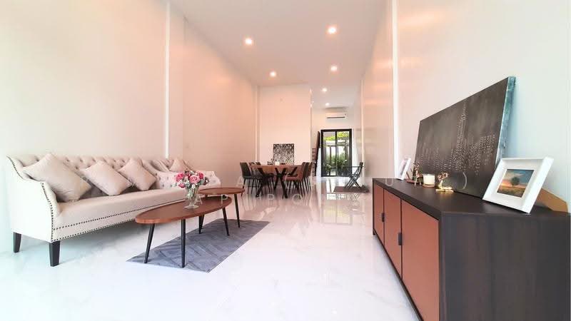 Home Office: Prime Space Thepharak 96, Samut Prakan, เทพารักษ์96, Thepharak, Muang Samut Prakarn, Samut Prakan, 3 Bedrooms, 200 sqm, Townhouse For Sale, by Pimyada (Beauty) Apipong, 500552140 - DDproperty.com