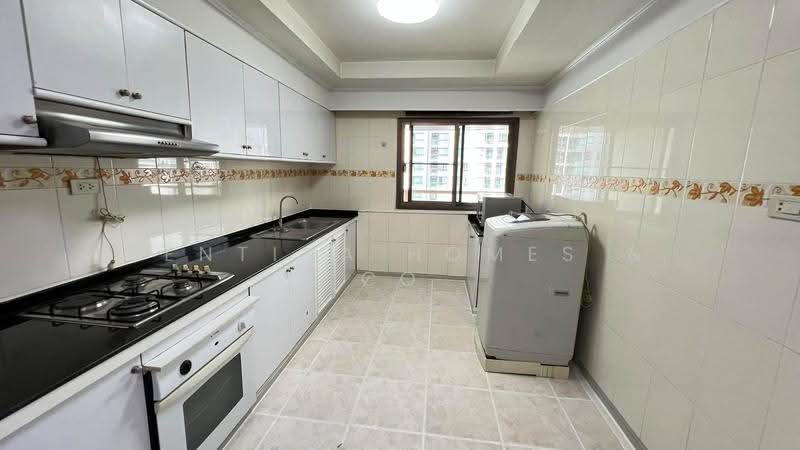 D.H.Grand Tower, Bangkok, Soi Prommit, Khlong Tan Nua, Watthana, Bangkok, 3 Bedrooms, 260 sqm, Condo For Rent, by Jentina Homes & Co, 500552174 - DDproperty.com