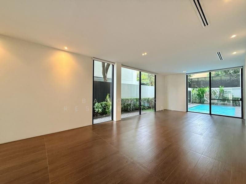 Single House Thong Lor, Bangkok, Sukhumvit 55, Khlong Tan Nua, Watthana, Bangkok, 4 Bedrooms, 400 sqm, Villa For Rent, by Bangkok Residential, 500552206 - DDproperty.com