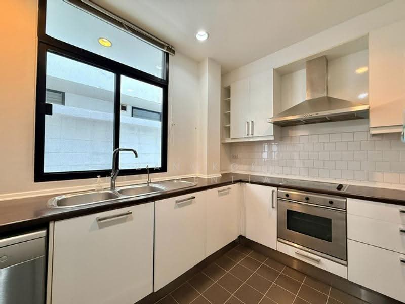 Single House Thong Lor, Bangkok, Sukhumvit 55, Khlong Tan Nua, Watthana, Bangkok, 4 Bedrooms, 400 sqm, Villa For Rent, by Bangkok Residential, 500552206 - DDproperty.com