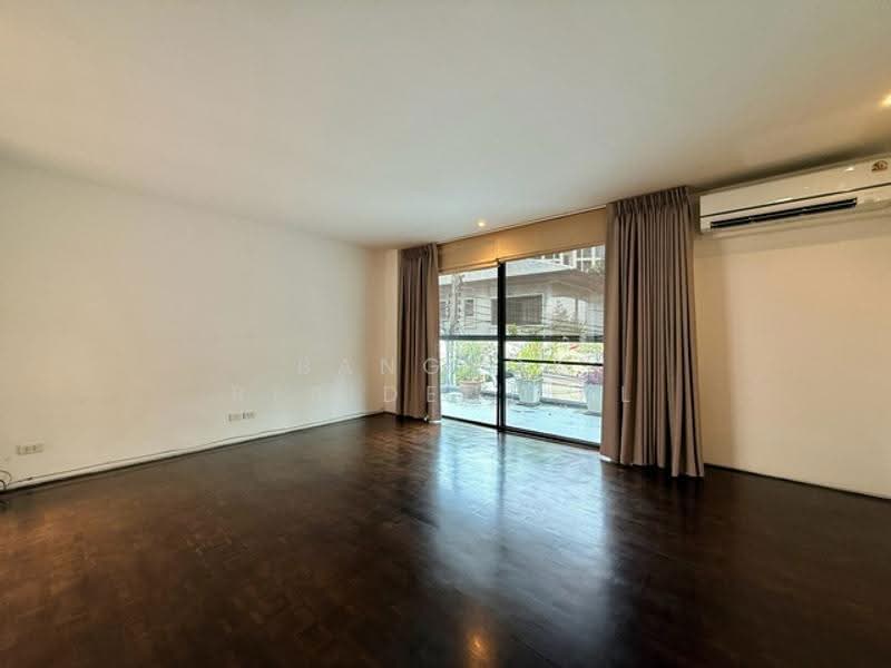 Single House Thong Lor, Bangkok, Sukhumvit 55, Khlong Tan Nua, Watthana, Bangkok, 4 Bedrooms, 400 sqm, Villa For Rent, by Bangkok Residential, 500552206 - DDproperty.com