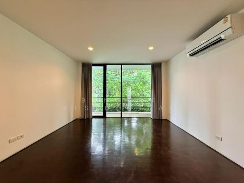 Single House Thong Lor, Bangkok, Sukhumvit 55, Khlong Tan Nua, Watthana, Bangkok, 4 Bedrooms, 400 sqm, Villa For Rent, by Bangkok Residential, 500552206 - DDproperty.com