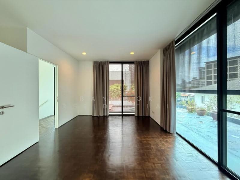 Single House Thong Lor, Bangkok, Sukhumvit 55, Khlong Tan Nua, Watthana, Bangkok, 4 Bedrooms, 400 sqm, Villa For Rent, by Bangkok Residential, 500552206 - DDproperty.com