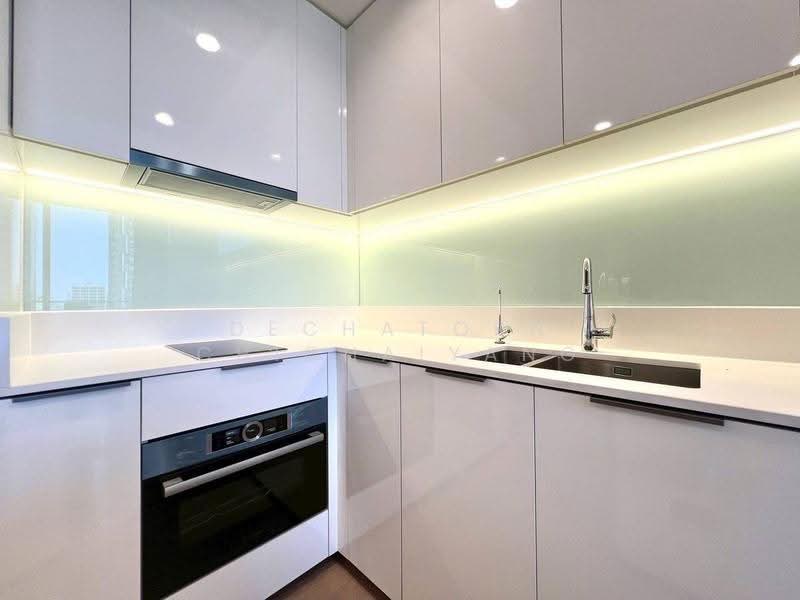 Anil Sathorn 12, Bangkok, 122 N Sathon Rd, Thung Maha Mek, Sathon, Bangkok, 1 Bedroom, 46 sqm, Condo For Rent, by Dechatorn Chichaiyang, 500552241 - DDproperty.com